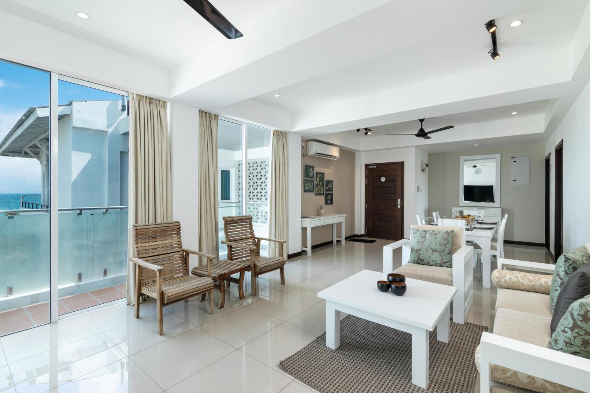 Oceanfront Condominium - 닐라벨리 외부 사진