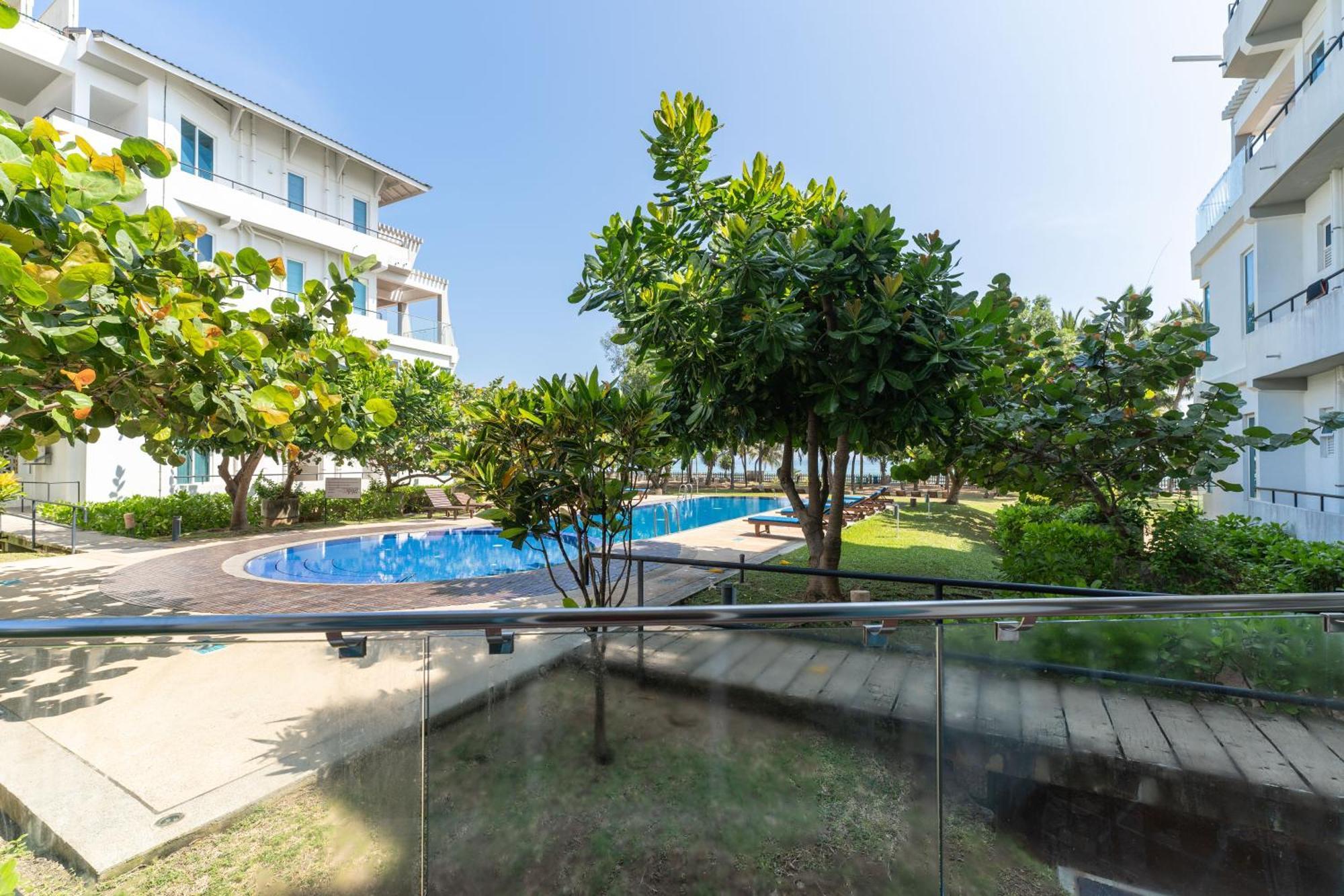 Oceanfront Condominium - 닐라벨리 외부 사진