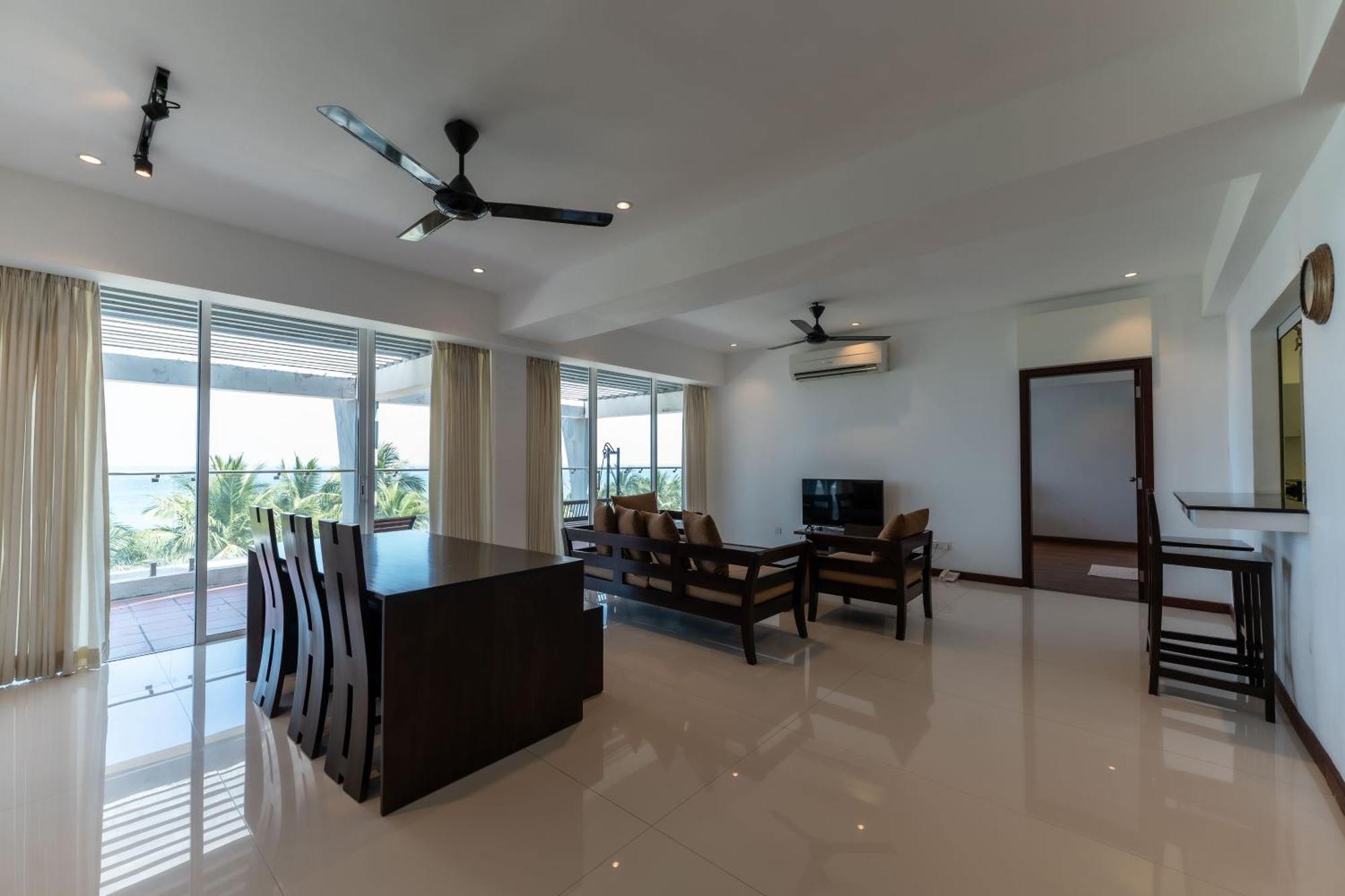 Oceanfront Condominium - 닐라벨리 외부 사진